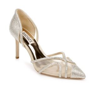 Badgley Mischka Haze Slip On Pointed Toe Cream Satin with Rhinestone NWOB size:8